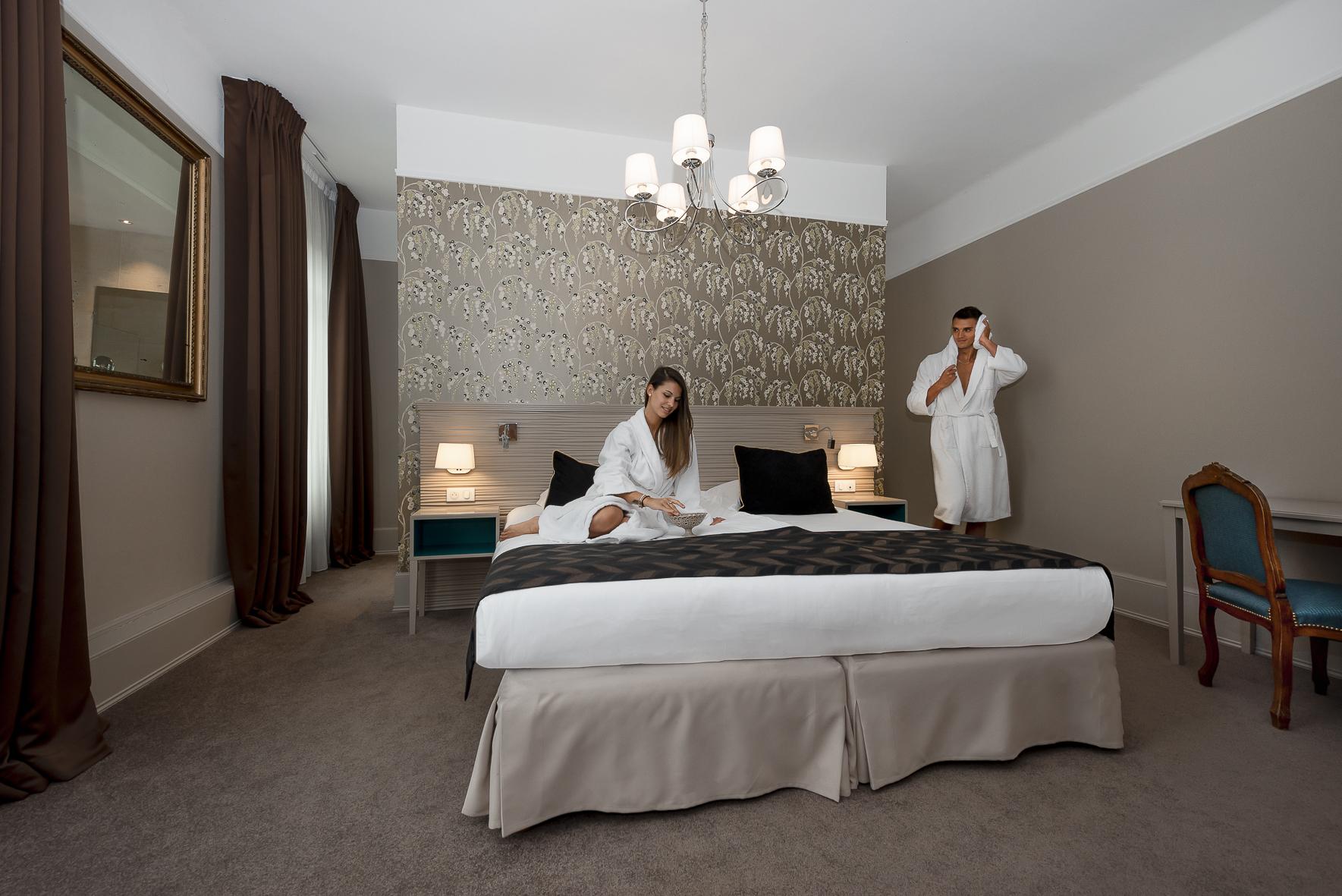 Hotel De La Poste Beaune  Kültér fotó