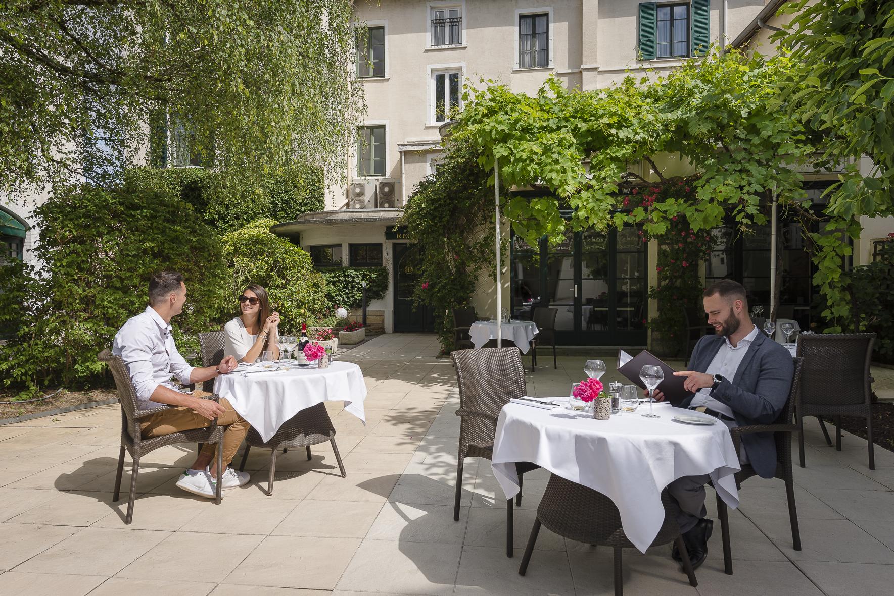 Hotel De La Poste Beaune  Kültér fotó
