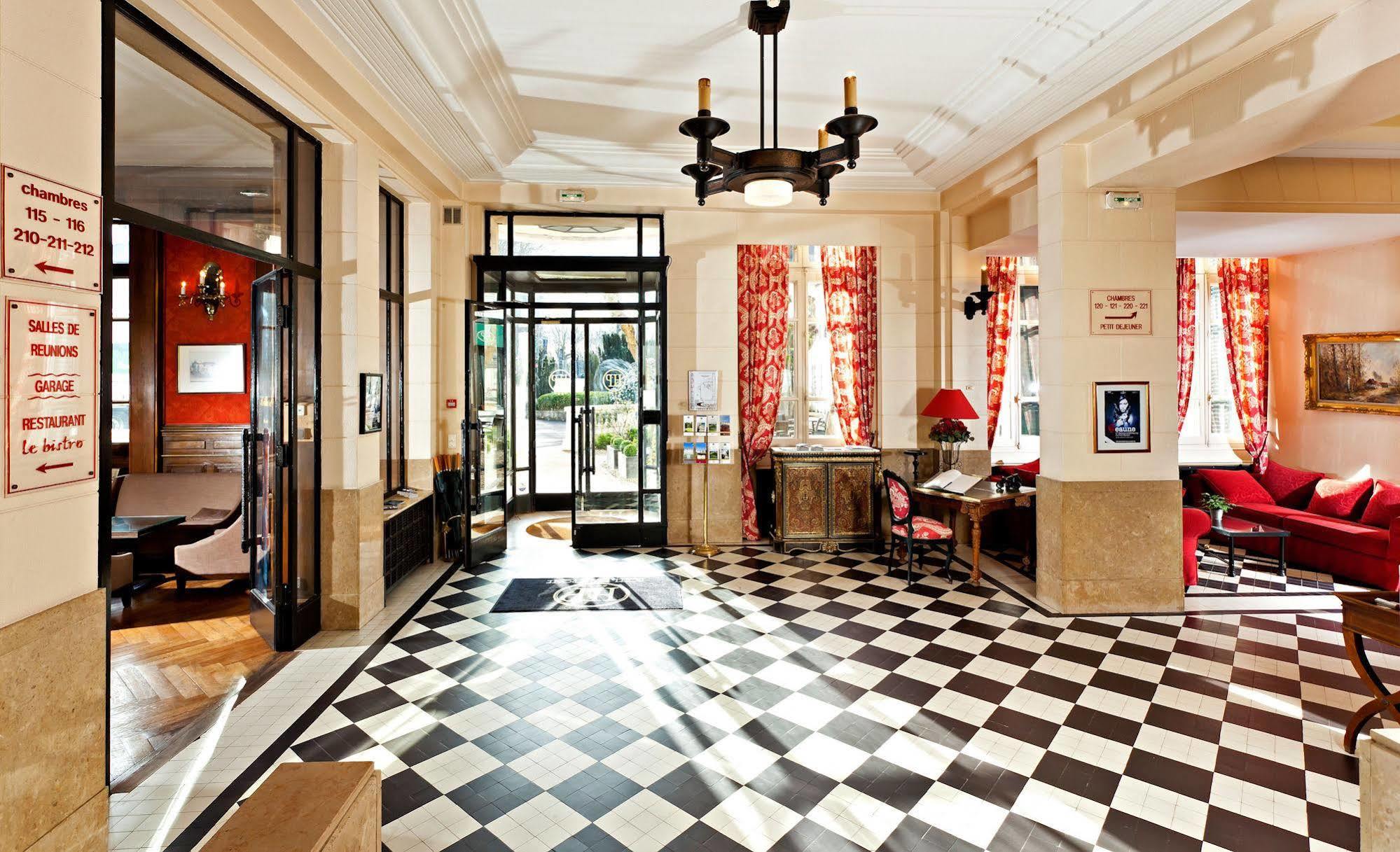 Hotel De La Poste Beaune  Kültér fotó